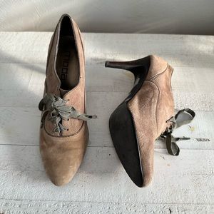 Moda Spana tan suede leather lace up heels sz: 7